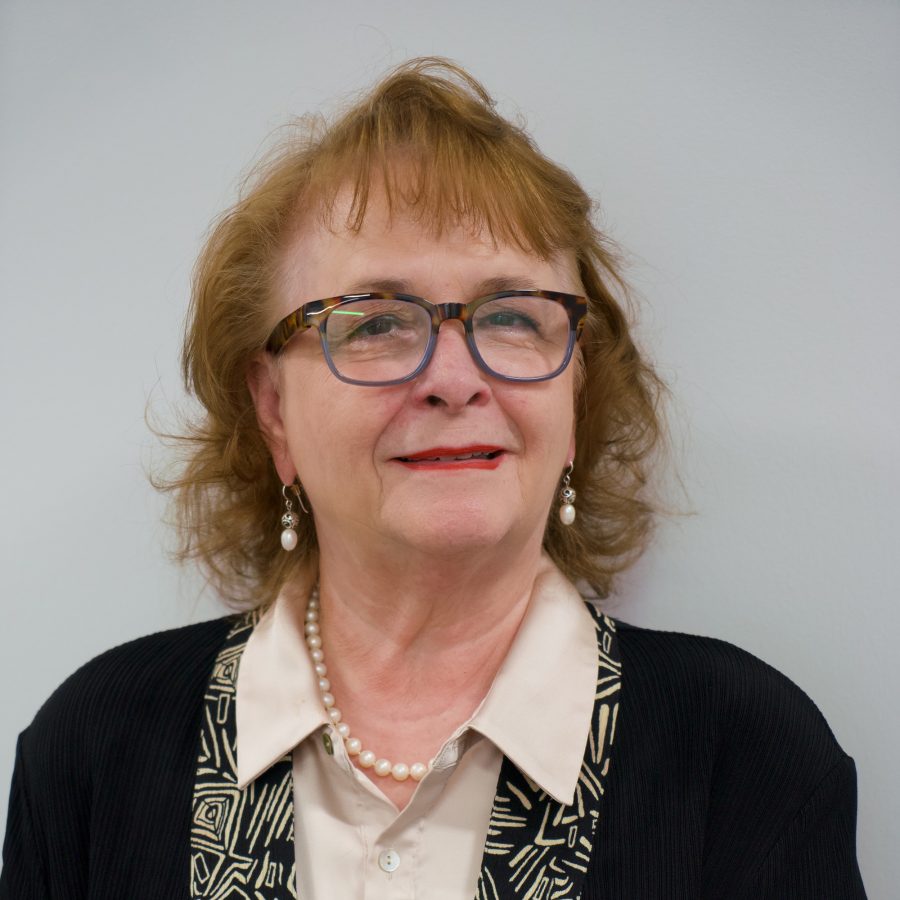 Portrait of Debbie Royder